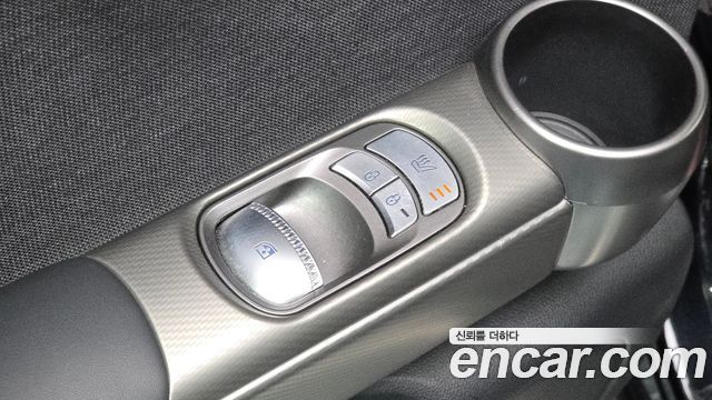 Genesis GV60 Standard 2022 — фото 18