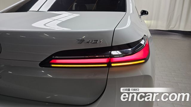 BMW 7 Series (G70) 740i sDrive Design Pure Excellence 2023 — фото 29