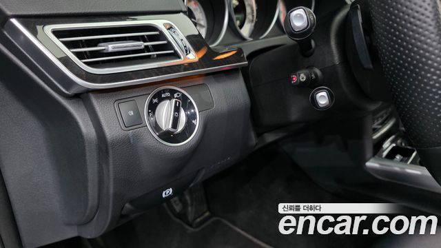 Mercedes-Benz E-Class (W212) E220 Bluetec Avantgarde 2015 — фото 16
