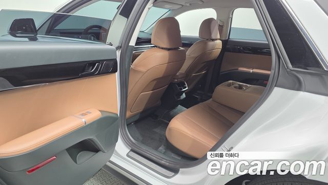 Hyundai Grandeur (GN7) 2,5 Gasoline 2WD Premium 2023 — фото 11