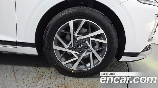 Hyundai Grandeur (GN7) 2,5 Gasoline 2WD Premium 2023 — фото 21