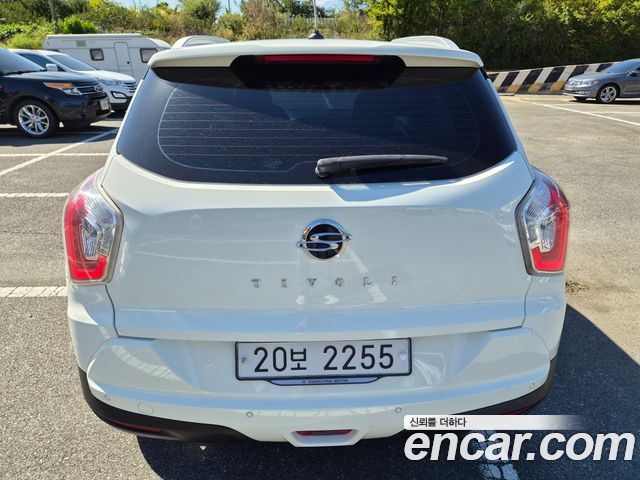 KG Mobility (SsangYong) Tivoli LX 2WD HI-DLX 2017 — фото 4