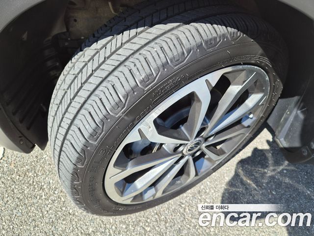 KG Mobility (SsangYong) Tivoli LX 2WD HI-DLX 2017 — фото 5