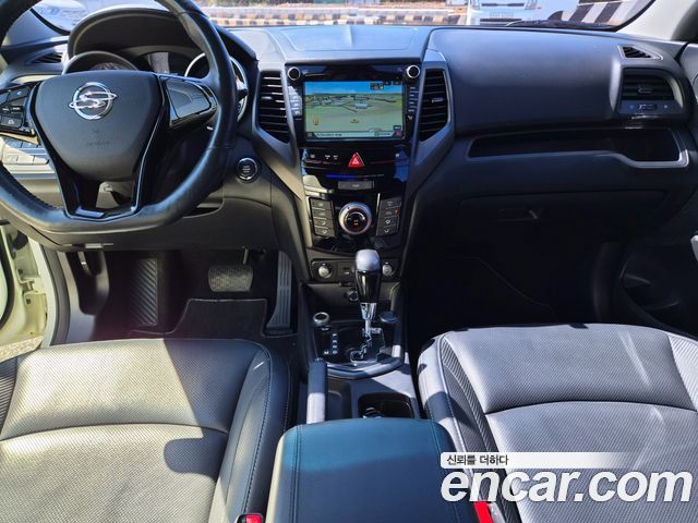 KG Mobility (SsangYong) Tivoli LX 2WD HI-DLX 2017 — фото 7