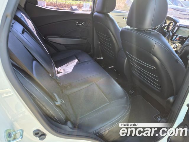 KG Mobility (SsangYong) Tivoli LX 2WD HI-DLX 2017 — фото 15