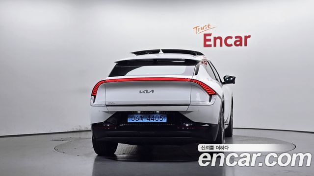 Kia EV6 Long Range Earth 2022 — фото 4