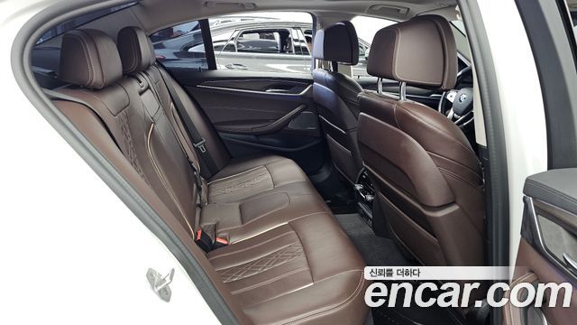 BMW 5 Series (G30) 530i xDrive Luxury 2021 — фото 12