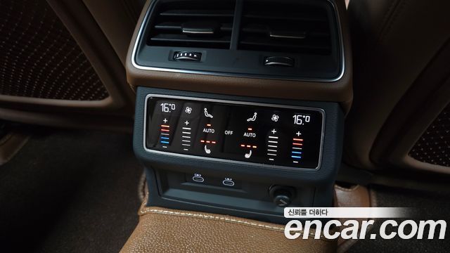 Audi A6 (C8) 40 TDI Quattro Premium 2023 — фото 32