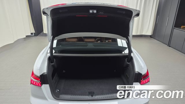 Audi A6 (C8) 40 TDI Quattro Premium 2023 — фото 33