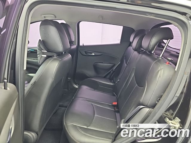 Chevrolet Next Spark LTZ 2017 — фото 16