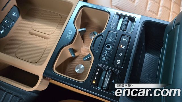 Kia Tasman 2.5T Gasoline 4WD X-Pro 2026 — фото 18