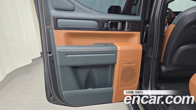 Kia Tasman 2.5T Gasoline 4WD X-Pro 2026 — фото 25