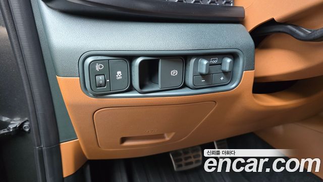 Kia Tasman 2.5T Gasoline 4WD X-Pro 2026 — фото 27