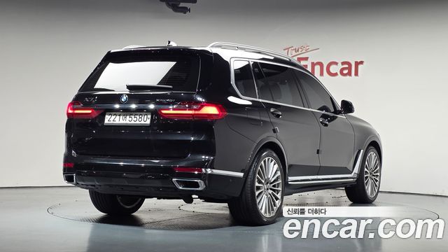 BMW X7 (G07) xDrive 40i Design Pure Excellence 6-Seater 2020 — фото 2