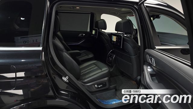 BMW X7 (G07) xDrive 40i Design Pure Excellence 6-Seater 2020 — фото 12