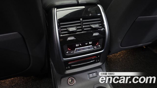 BMW X7 (G07) xDrive 40i Design Pure Excellence 6-Seater 2020 — фото 19