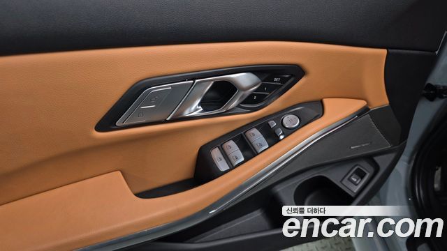 BMW 3 Series (G20) 320i M Sport 2023 — фото 29