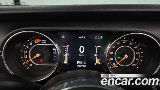 Jeep Wrangler (JL) 2.0 Overland Power Top 4Door 2022 — фото 8