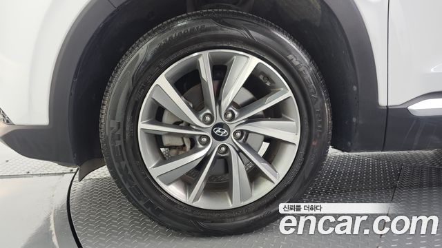 Hyundai Santa Fe (TM) Diesel 2.0 2WD Premium 2020 — фото 5