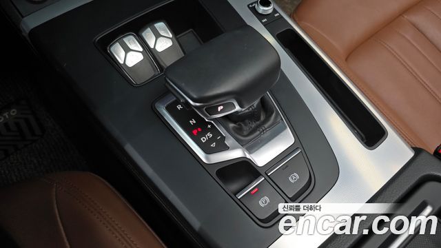 Audi Q5 (FY) 45 TFSI Quattro Sportback 2022 — фото 9
