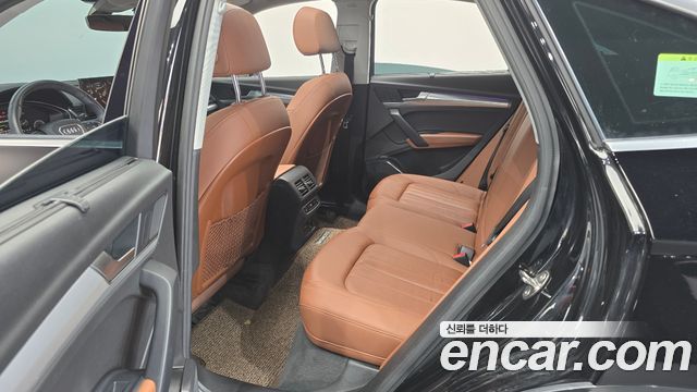 Audi Q5 (FY) 45 TFSI Quattro Sportback 2022 — фото 11