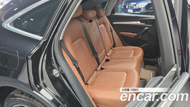 Audi Q5 (FY) 45 TFSI Quattro Sportback 2022 — фото 12