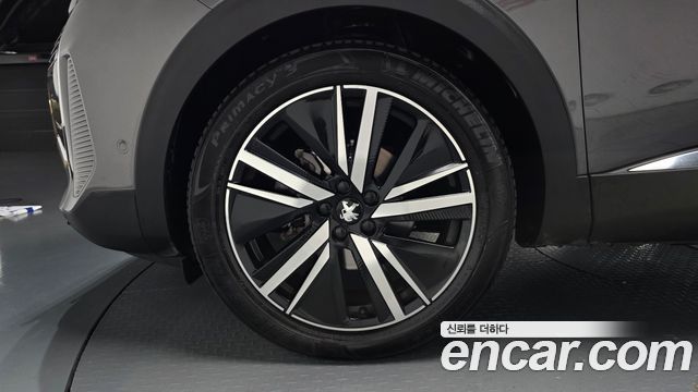 Peugeot 3008 (II) 1.2 Pure Tech GT 2024 — фото 5