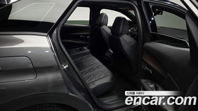 Peugeot 3008 (II) 1.2 Pure Tech GT 2024 — фото 16