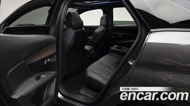 Peugeot 3008 (II) 1.2 Pure Tech GT 2024 — фото 32
