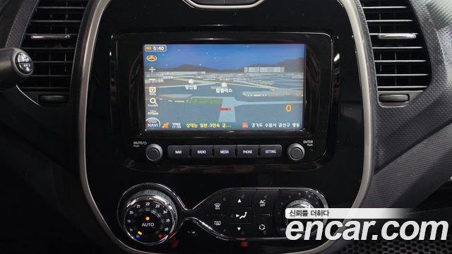 Renault Korea QM3 LE 2015 — фото 15