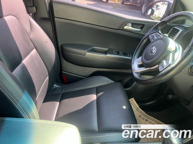 Kia Sportage The Bold Diesel 2.0 2WD Prestige 2019 — фото 15