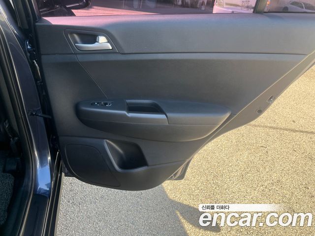 Kia Sportage The Bold Diesel 2.0 2WD Prestige 2019 — фото 20