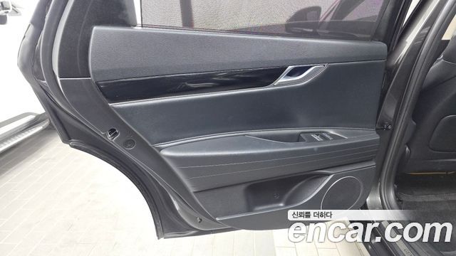 Genesis G80 (RG3) Gasoline 2.5 Turbo AWD 2022 — фото 31