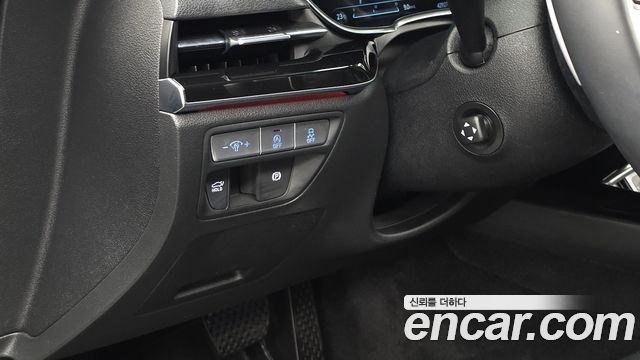Genesis G80 (RG3) Gasoline 2.5 Turbo AWD 2022 — фото 33