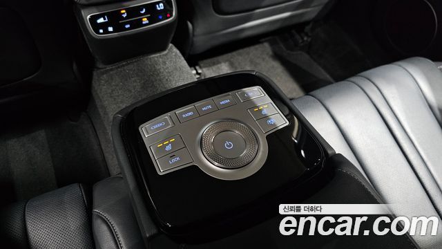 Genesis G80 (RG3) Gasoline 2.5 Turbo AWD 2022 — фото 28