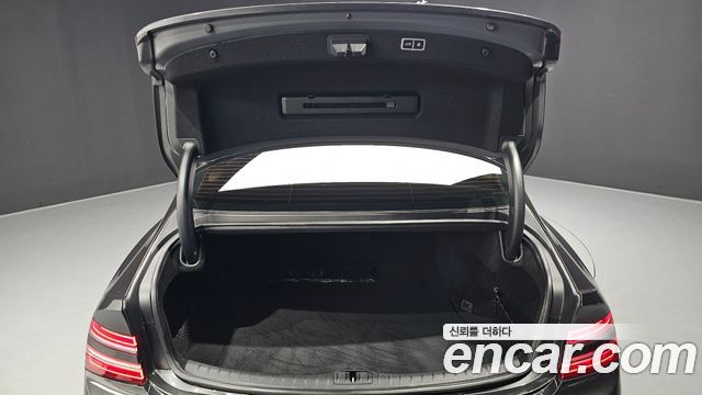 Genesis G80 (RG3) Gasoline 2.5 Turbo AWD 2022 — фото 32