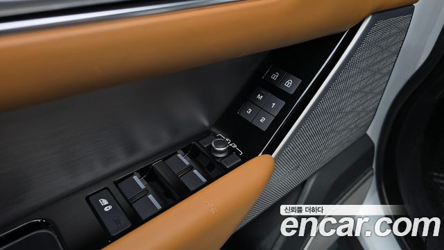 Land Rover Range Rover Velar 3.0 P400 R-Dynamic HSE 2021 — фото 24