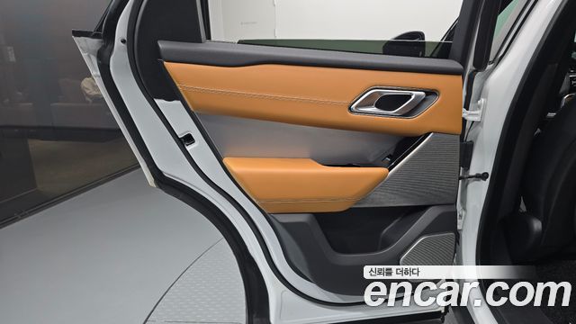 Land Rover Range Rover Velar 3.0 P400 R-Dynamic HSE 2021 — фото 31