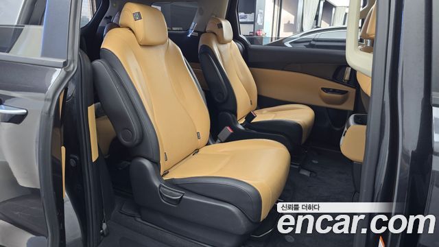 Kia Carnival (IV) Diesel 9-Seater Prestige 2023 — фото 11