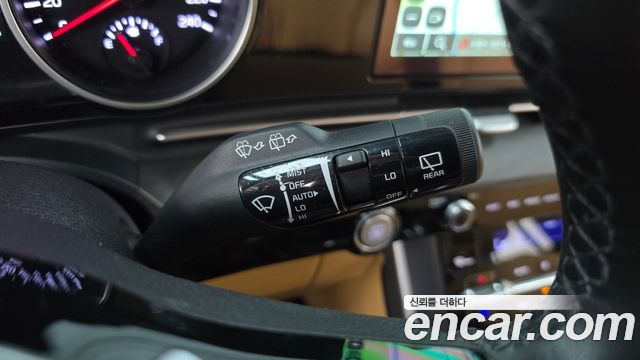 Kia Carnival (IV) Diesel 9-Seater Prestige 2023 — фото 27