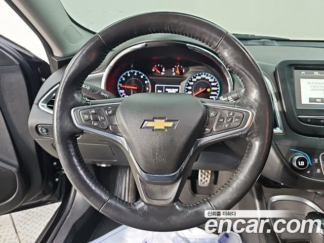 Chevrolet Malibu 1.5 Turbo LT Deluxe 2017 — фото 9