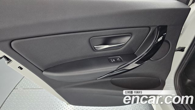 BMW 3 Series (F30) 320d ED Edition 2016 — фото 31