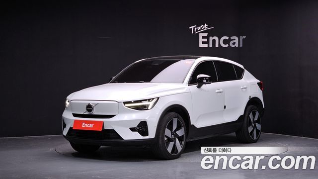 Volvo C40 Recharge Twin Ultimate 2023 — фото 1