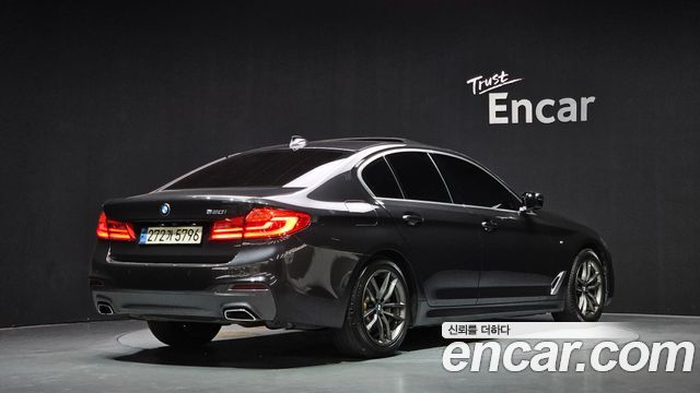 BMW 5 Series (G30) 520i M Sport 2020 — фото 2
