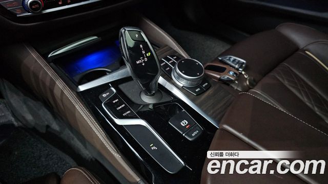BMW 5 Series (G30) 520i M Sport 2020 — фото 9