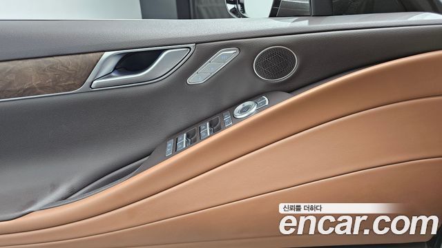 Genesis G80 (RG3) Gasoline 2.5 Turbo AWD 2022 — фото 19