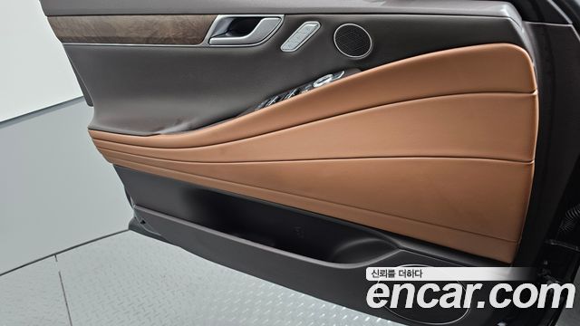 Genesis G80 (RG3) Gasoline 2.5 Turbo AWD 2022 — фото 24