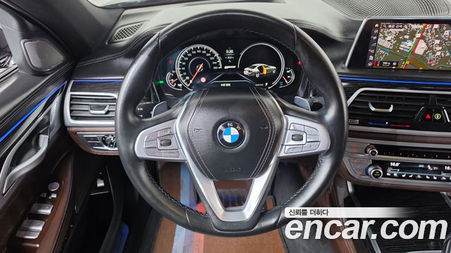 BMW 7 Series (G11) 740e iPerformance M Sport 2019 — фото 17