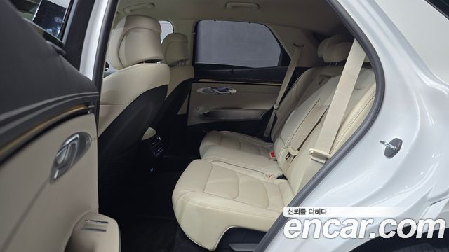 Genesis GV70 2.5T Gasoline AWD 2025 — фото 12