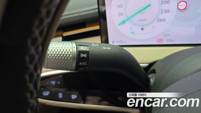 Genesis GV70 2.5T Gasoline AWD 2025 — фото 19
